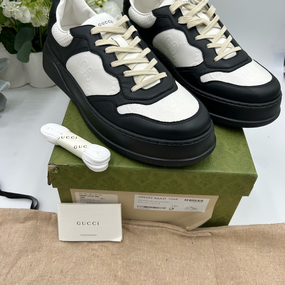 Men's Gucci GG embossed Leather black/white sneakers size 12.5 made in Italy - Picture 2 of 10